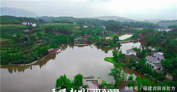 环境与生物工程学院(图1)